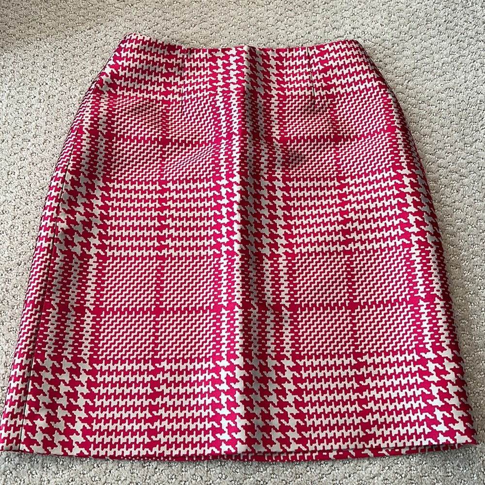 Brocade jacquard hot pink skirt